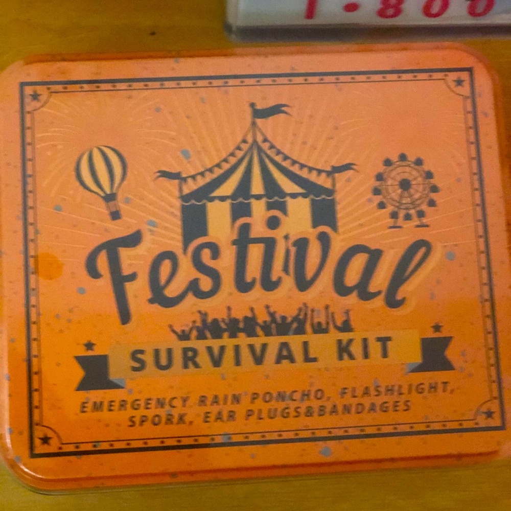Brand new survival kit.Including various items.
